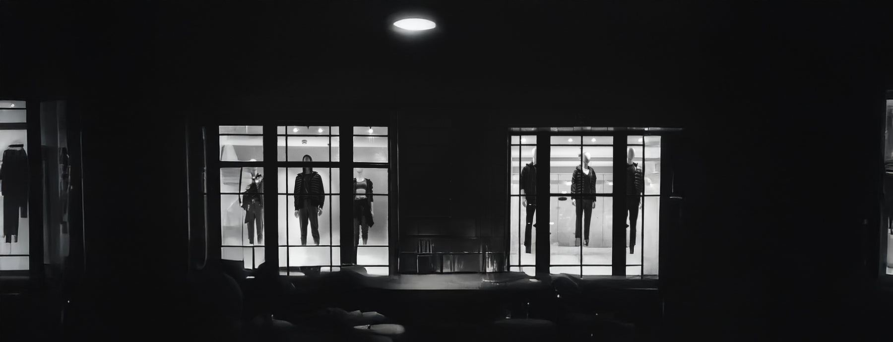 The Power of Monochrome: How Black Simplifies Style