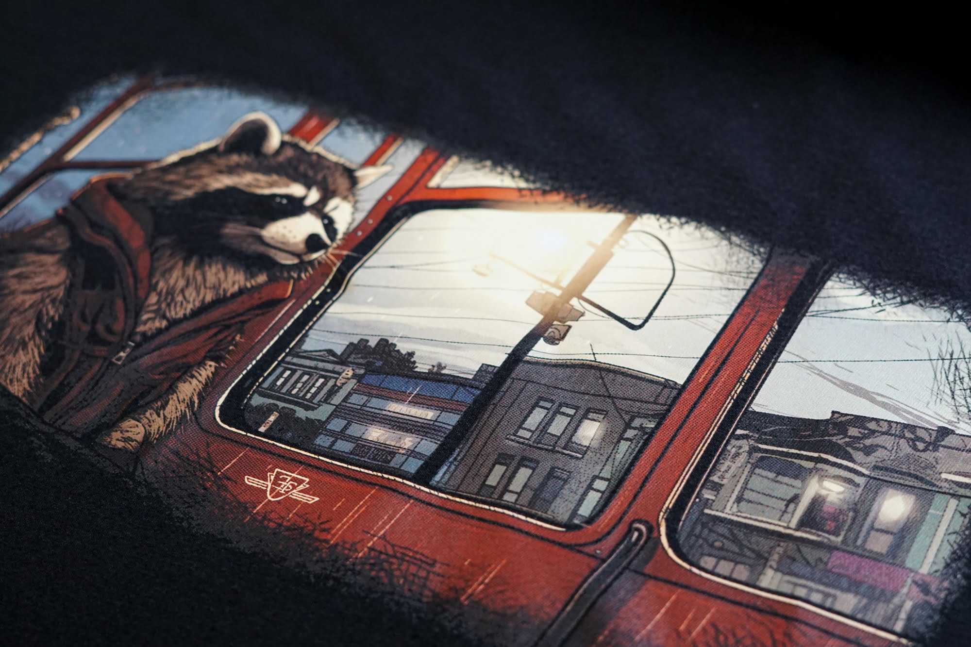 Close-up of Commuter Coon T-shirt Fabric "Close-up of the Noir et Noir Commuter Coon T-shirt fabric, showcasing the high-quality, soft material. A key feature of the sophisticated Toronto Collection, ensuring both style and comfort.