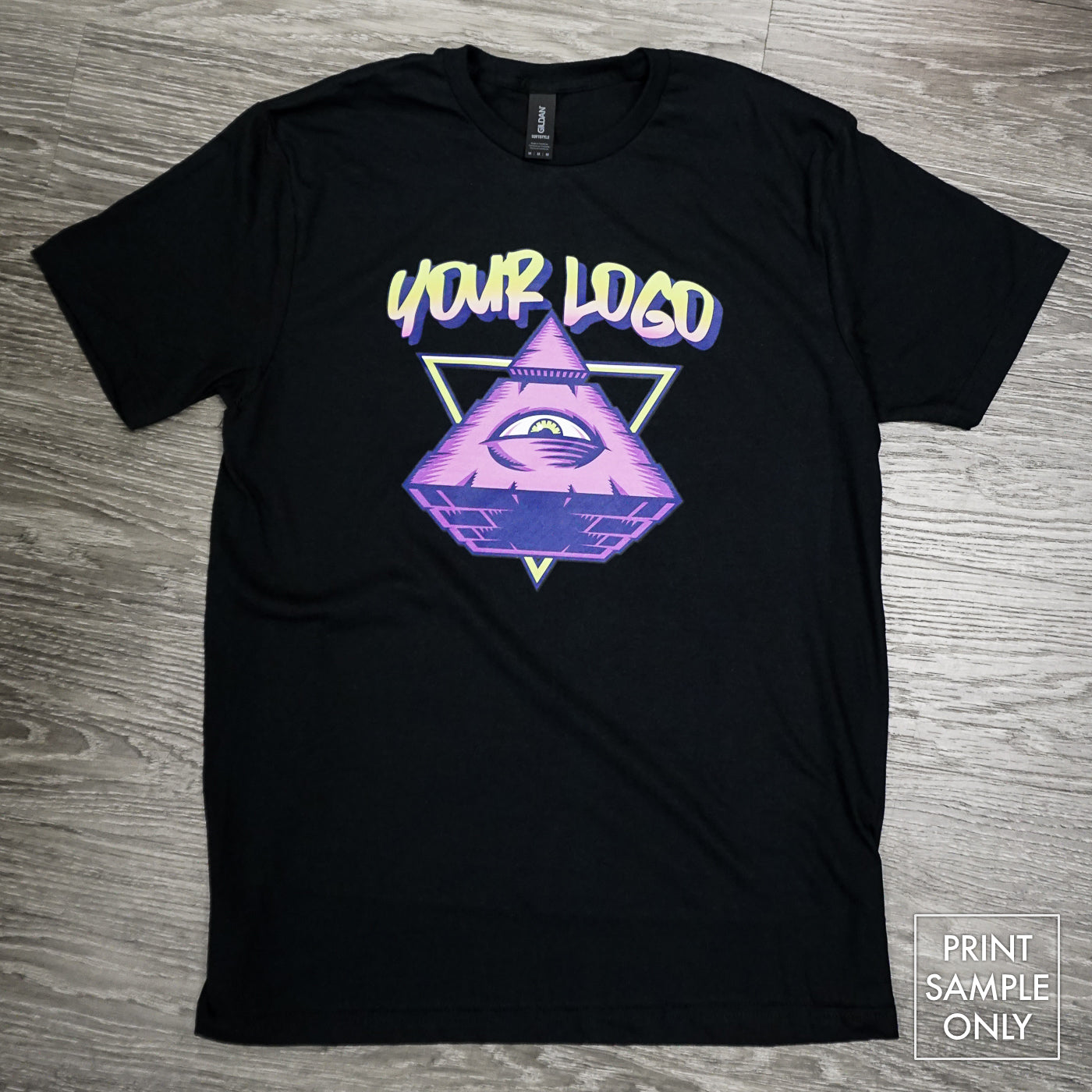 Noirtees by Noir et Noir, photo of a customized black shirt - Front